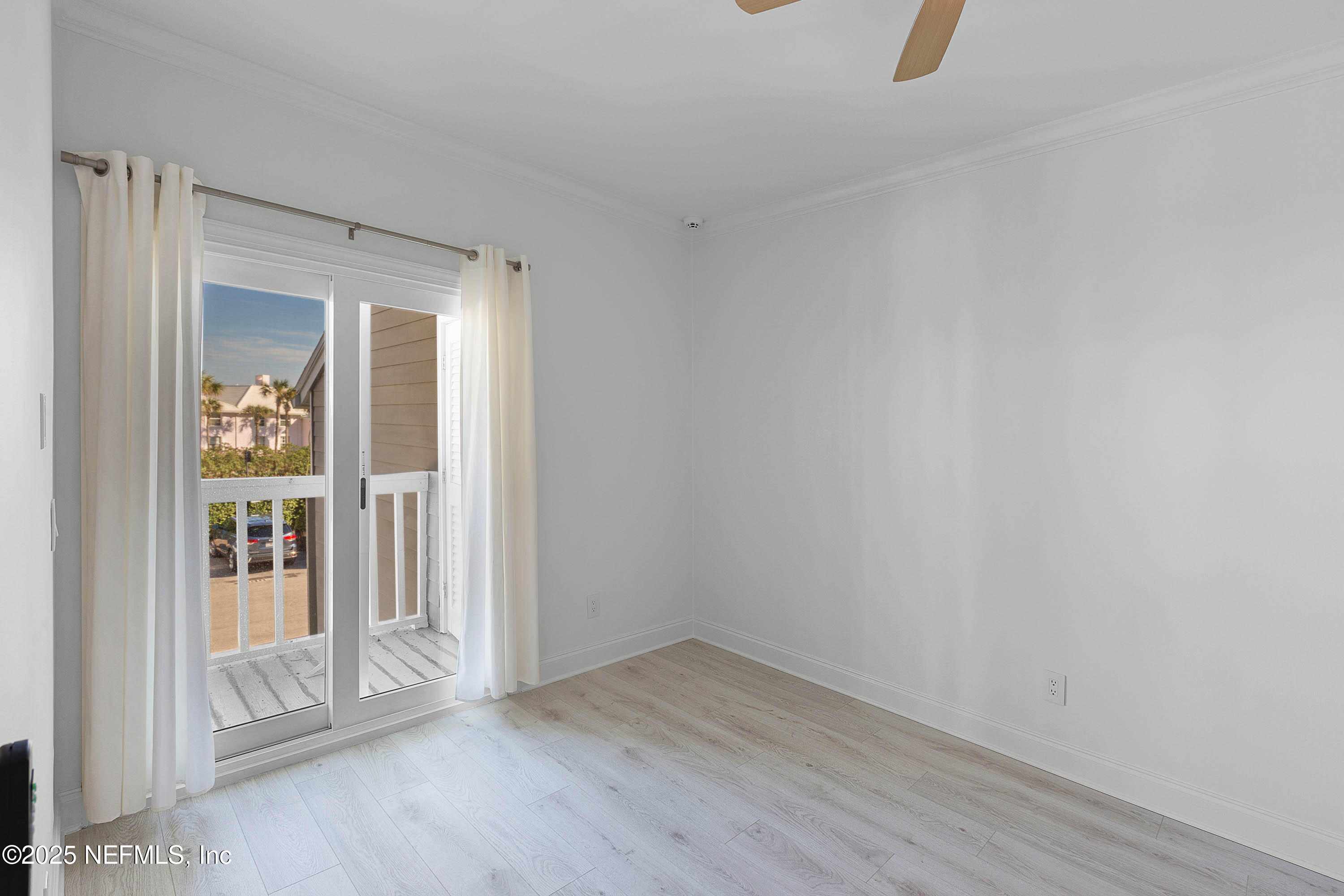 624 Ponte Vedra Boulevard, Unit C8 Ponte Vedra Beach, FL 32082 - Photo 20 of 26 an empty room with wooden floor