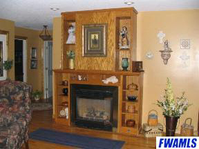 1265 Warren Road Huntington, IN 46750 - Photo 5 of 12 Gallery Image 5