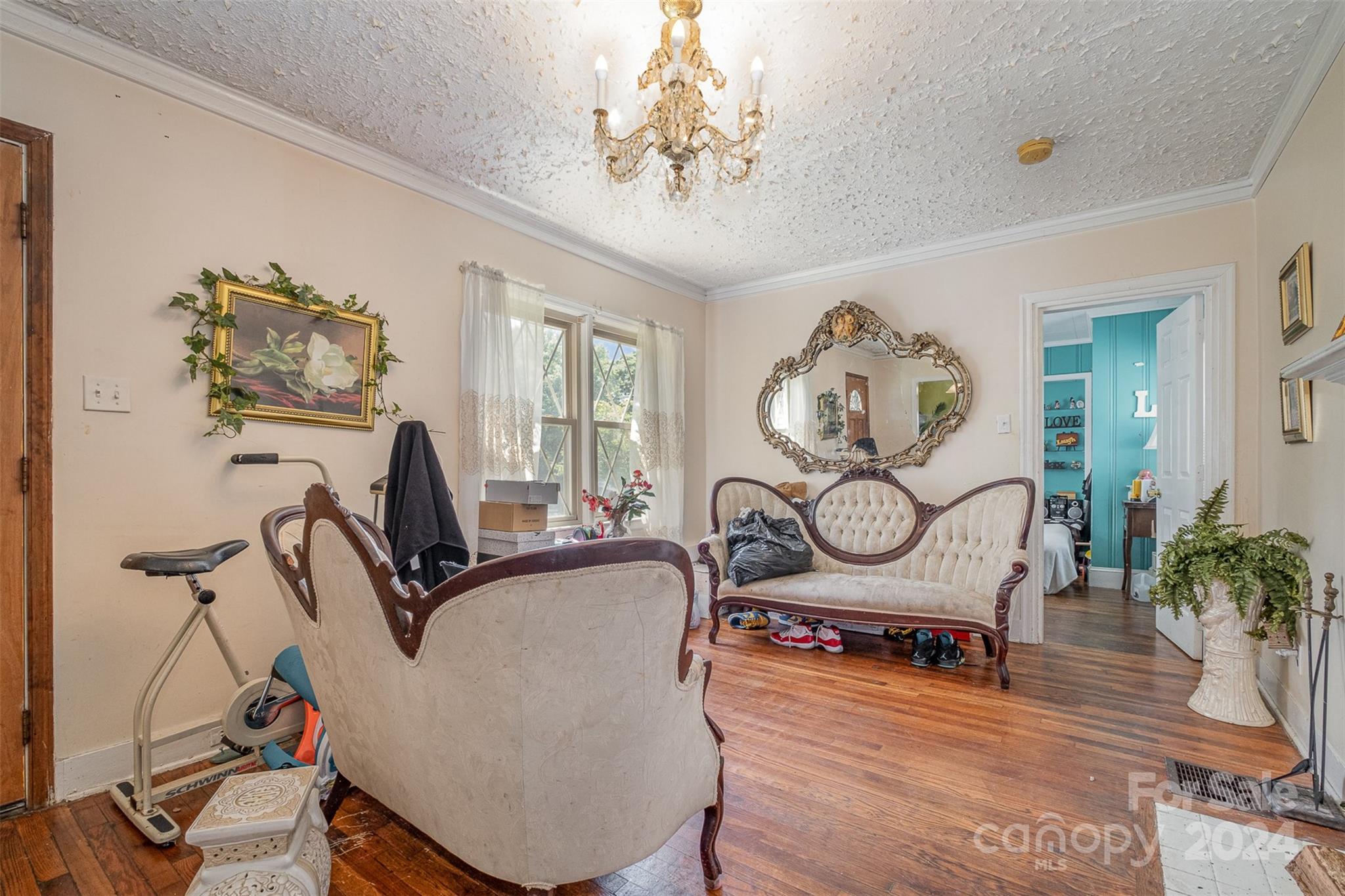 1214 Fordham Road Charlotte, NC 28208 - Photo 5 of 36 Gallery Image 5