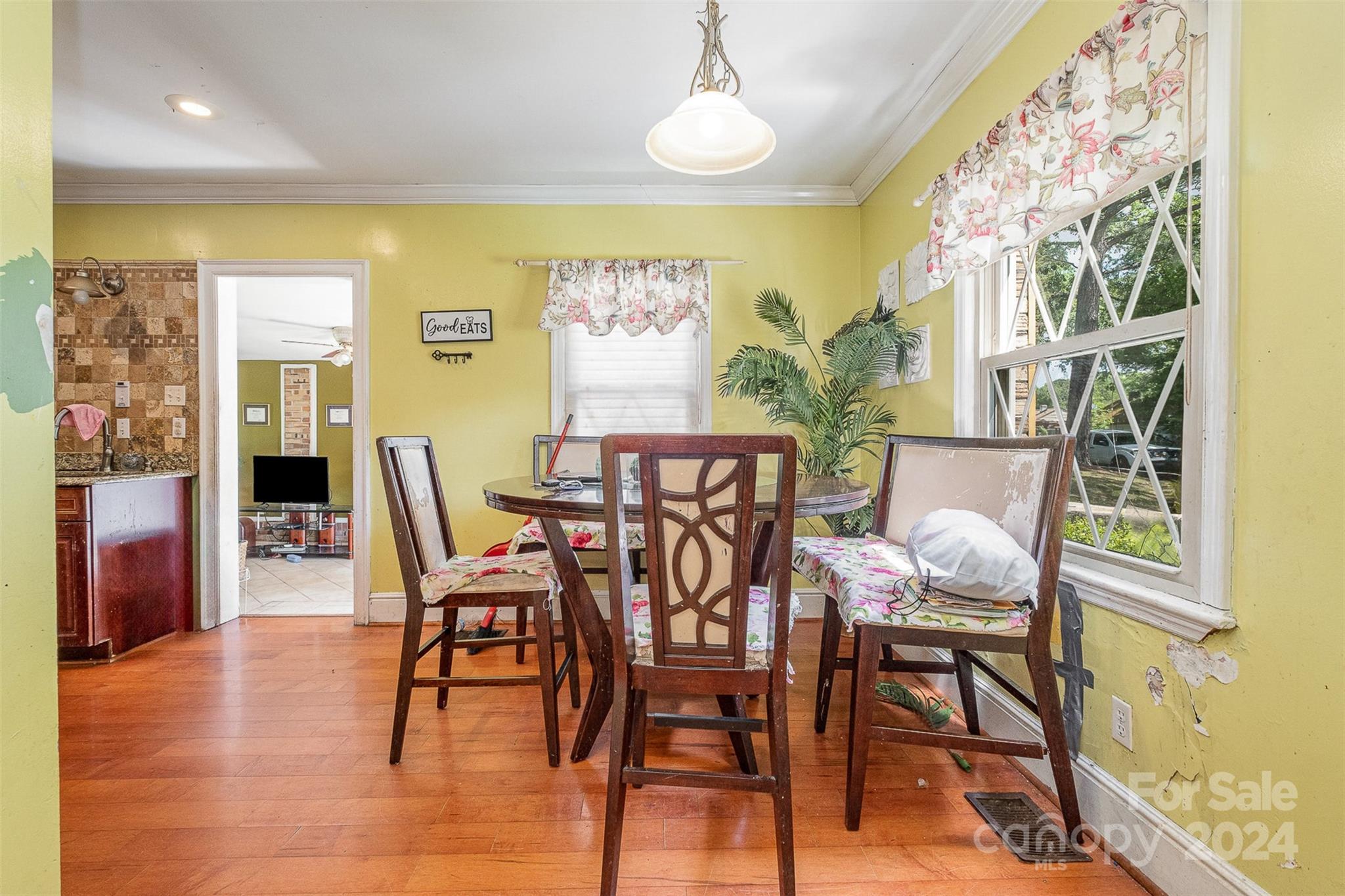 1214 Fordham Road Charlotte, NC 28208 - Photo 10 of 36 Gallery Image 10