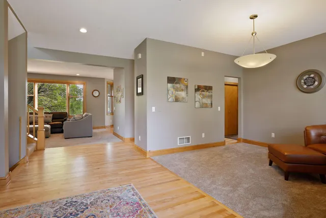 $3,454 | 8069 Enclave Bay, Woodbury, MN 55125