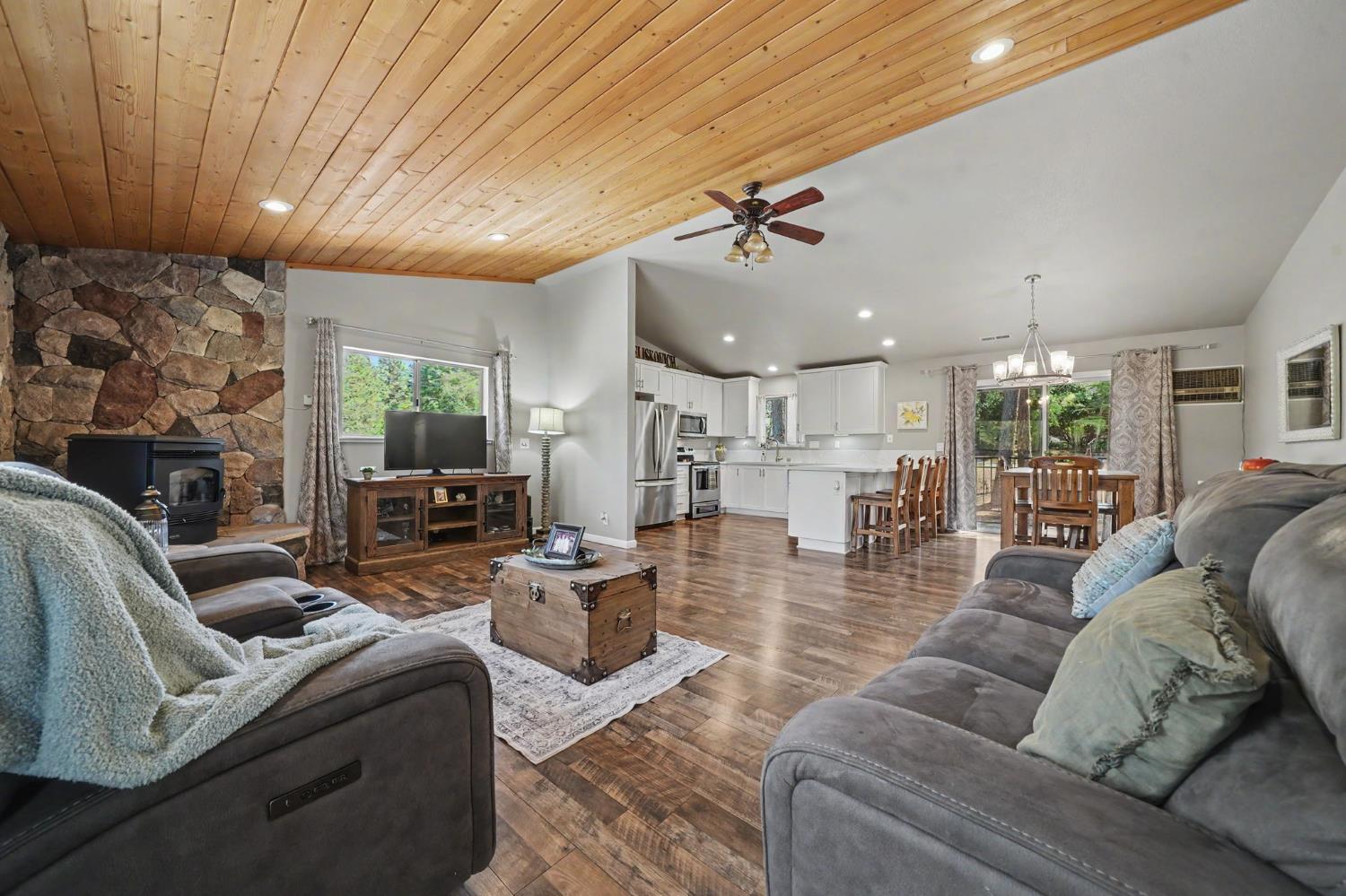 17000 Shake Ridge Road Sutter Creek, CA 95685 - Photo 2 of 61 Gallery Image 2