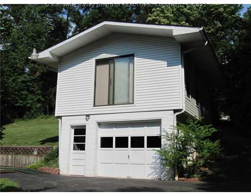 6130 Highway 34 Winfield, WV 25213 - Photo 8 of 8 Exterior Front.