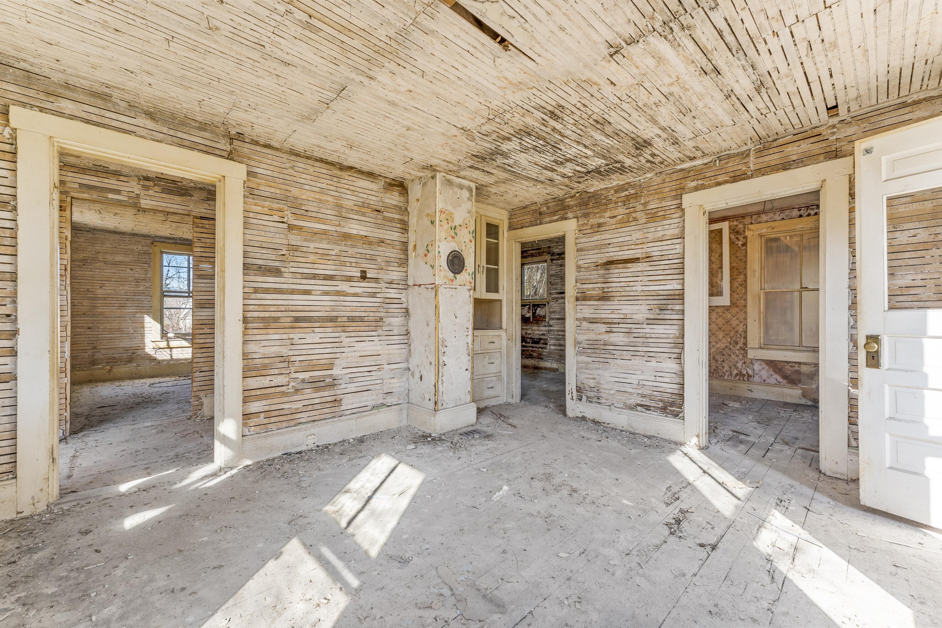 436 Windsor Road Chelsea, ME 04330 - Photo 3 of 11 DSC08819