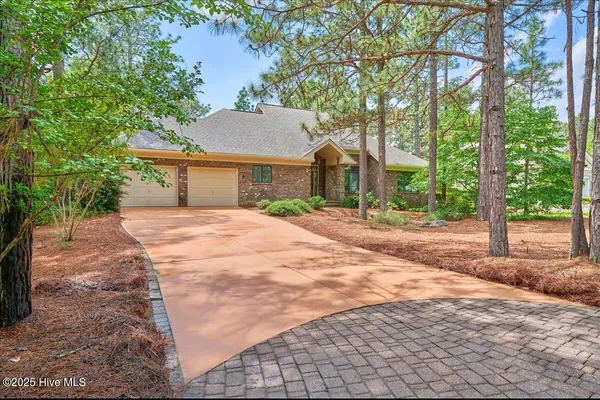 $785,000 | 38 Pinebrook Drive, Pinehurst, NC 28374