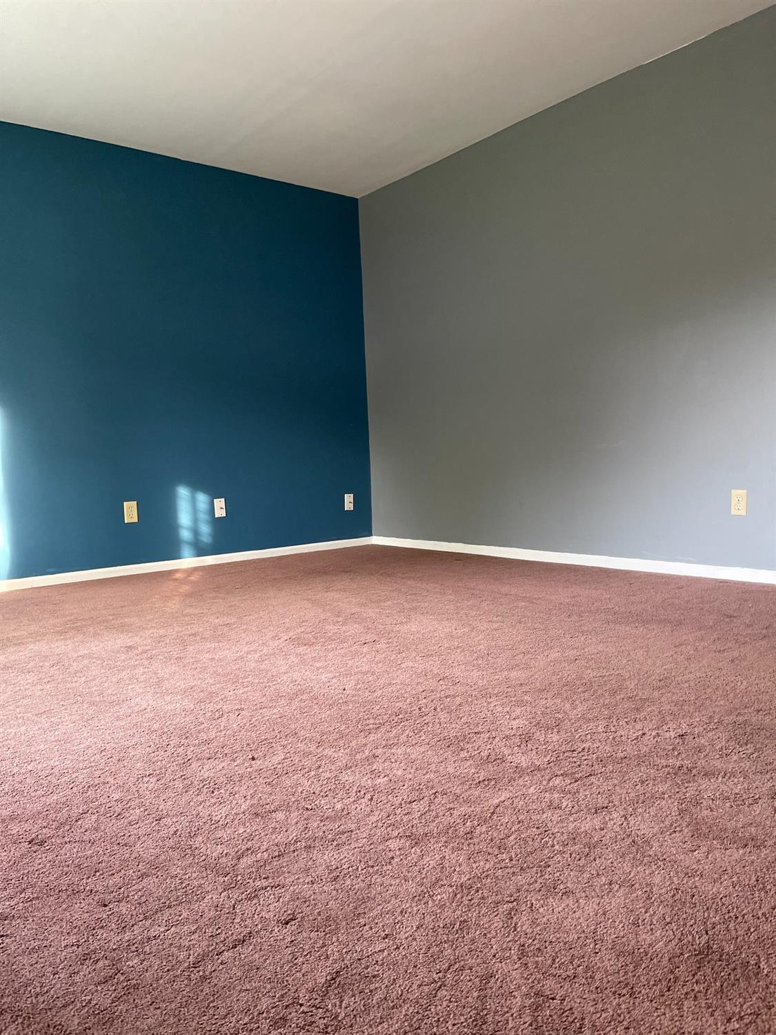 440 Pembroke Road Valparaiso, IN 46385 - Photo 4 of 13 1125x1500