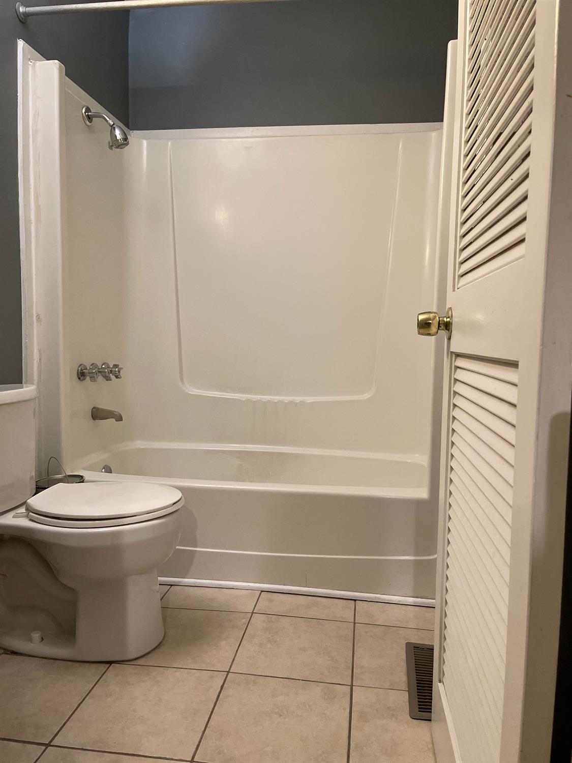 440 Pembroke Road Valparaiso, IN 46385 - Photo 10 of 13 1125x1500