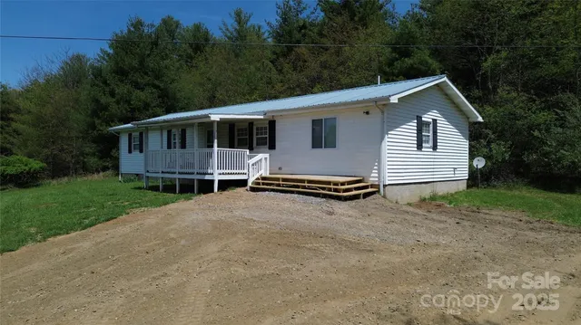 $247,000 | 355 Round Knob Church Road, West Jefferson, NC 28694