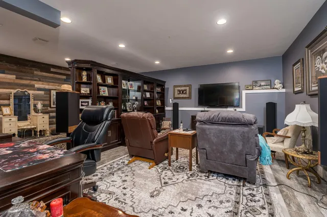 $849,900 | 24352 474 Lane, Cleveland, MN 56017