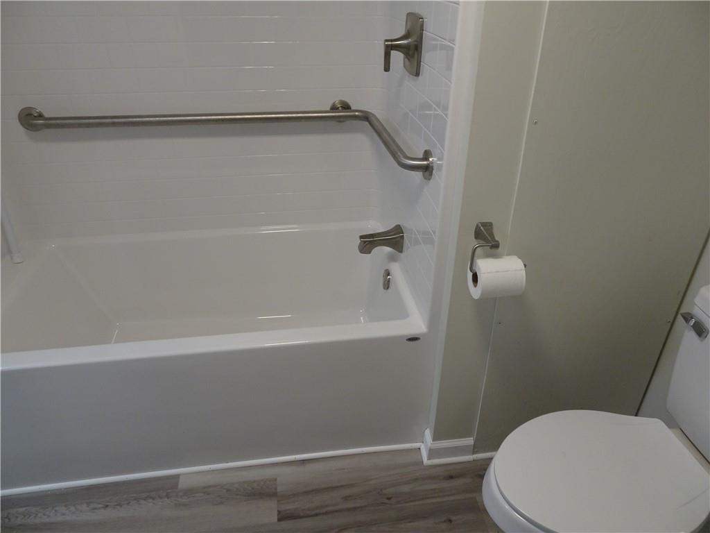 1530 Parr Street Greensburg, PA 15601 - Photo 15 of 16 a bathroom with a bathtub and toilet