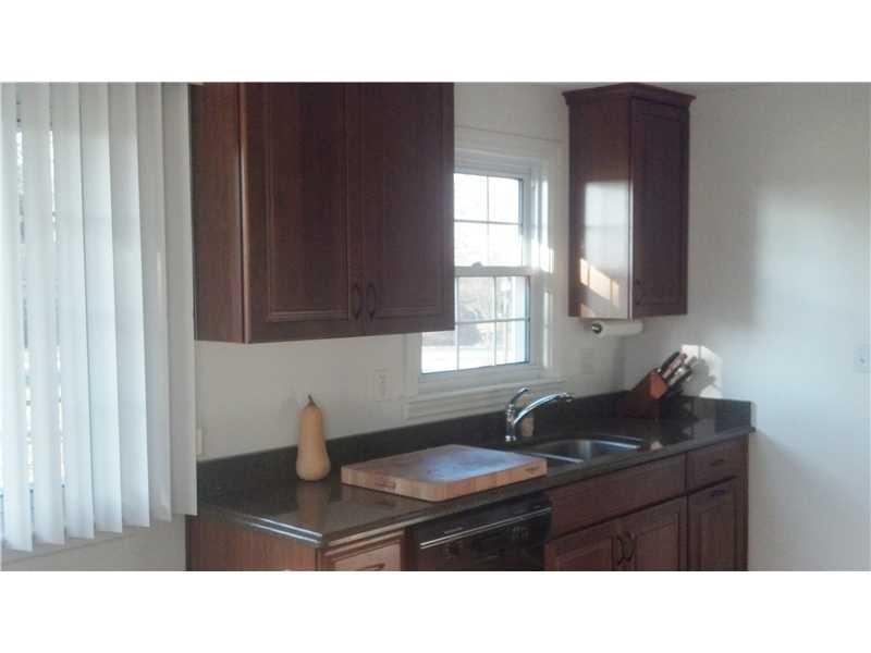 270 Limerick Road Wexford, PA 15090 - Photo 4 of 13 Kitchen.