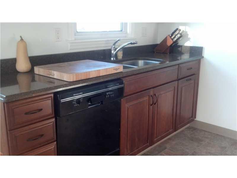 270 Limerick Road Wexford, PA 15090 - Photo 5 of 13 Kitchen.