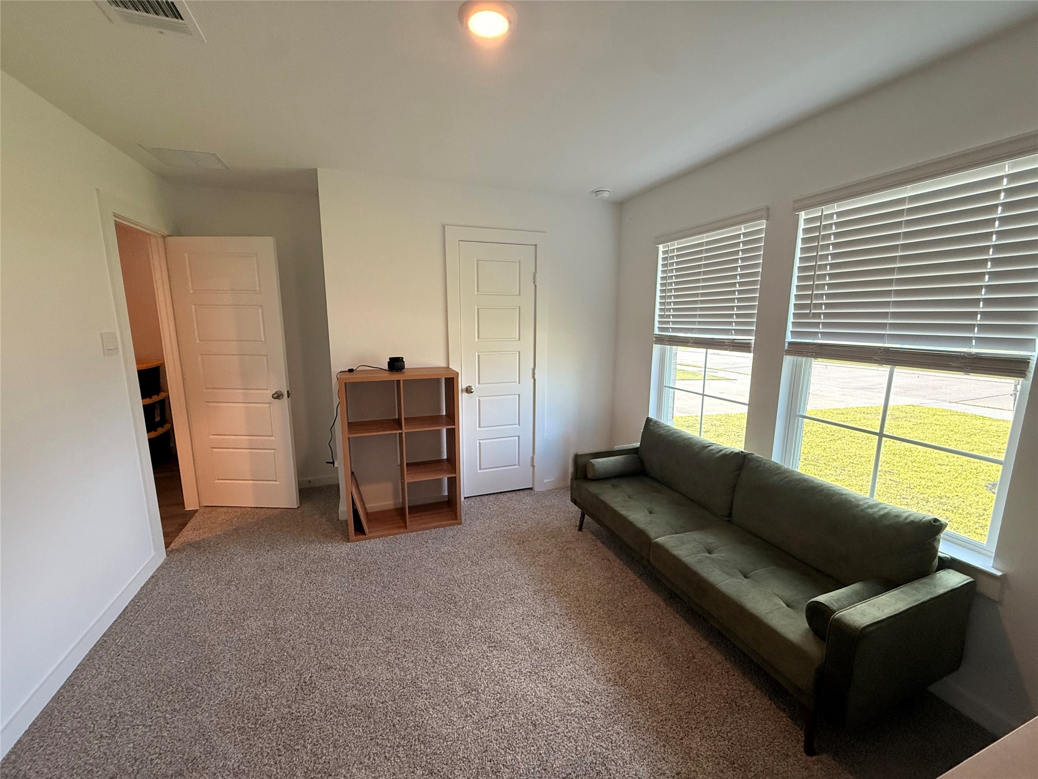 1210 Hughes Crossing Drive Rosharon, TX 77583 - Photo 13 of 30