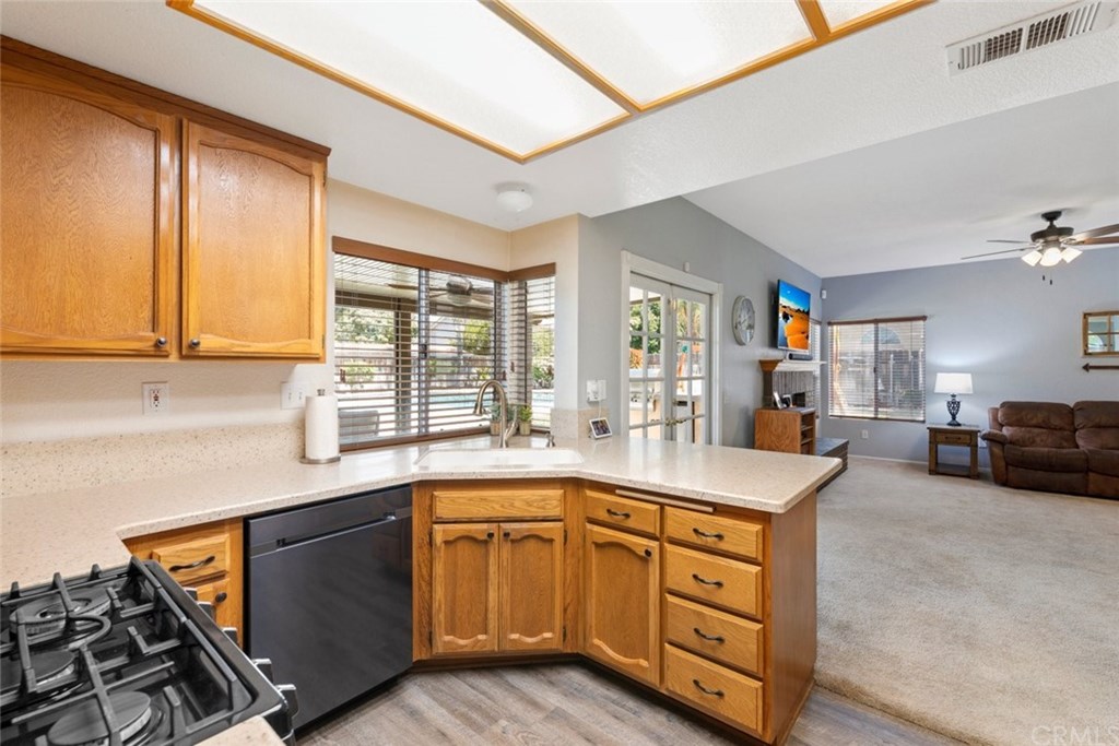 42012 Manchester Avenue Hemet, CA 92544 - Photo 22 of 62