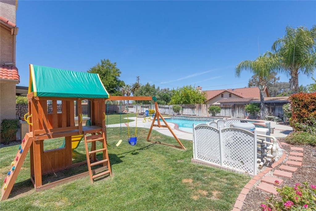 42012 Manchester Avenue Hemet, CA 92544 - Photo 42 of 62