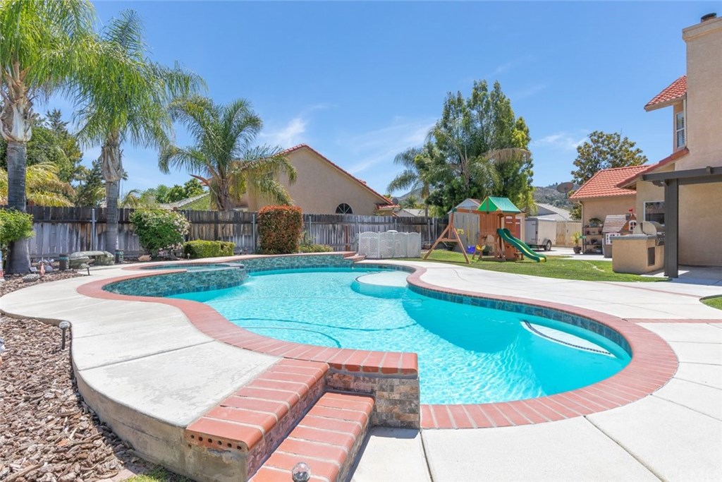 42012 Manchester Avenue Hemet, CA 92544 - Photo 49 of 62