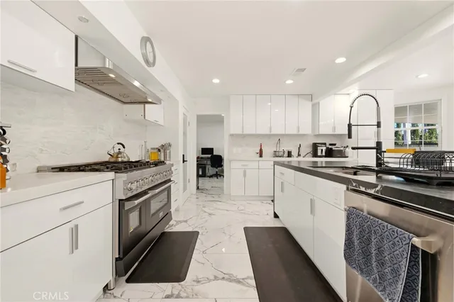 $1,400,000 | 1301 Paseo Grande, Corona, CA 92882