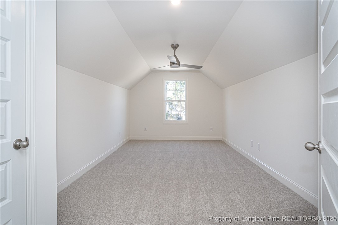 3211 Nottinghill Road Fayetteville, NC 28311 - Photo 34 of 39 an empty room that has a window in it