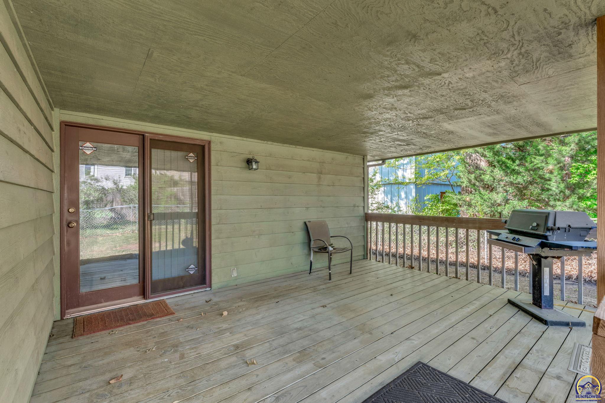 5232 Southwest 25th Terrace Topeka, KS 66614 - Photo 33 of 33