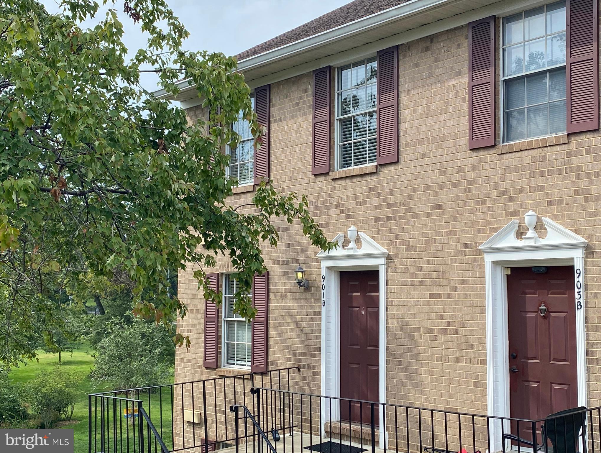 901 South Rolfe Street, Unit 2 Arlington, VA 22204 - Photo 1 of 33 901 S Rolfe St