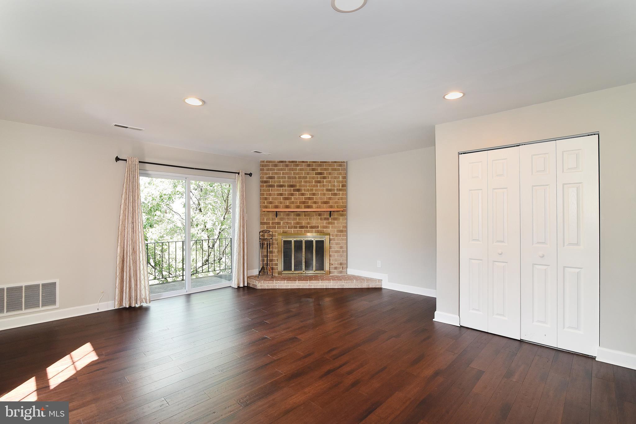 901 South Rolfe Street, Unit 2 Arlington, VA 22204 - Photo 3 of 33 Open Living / Dining w/ Fireplace