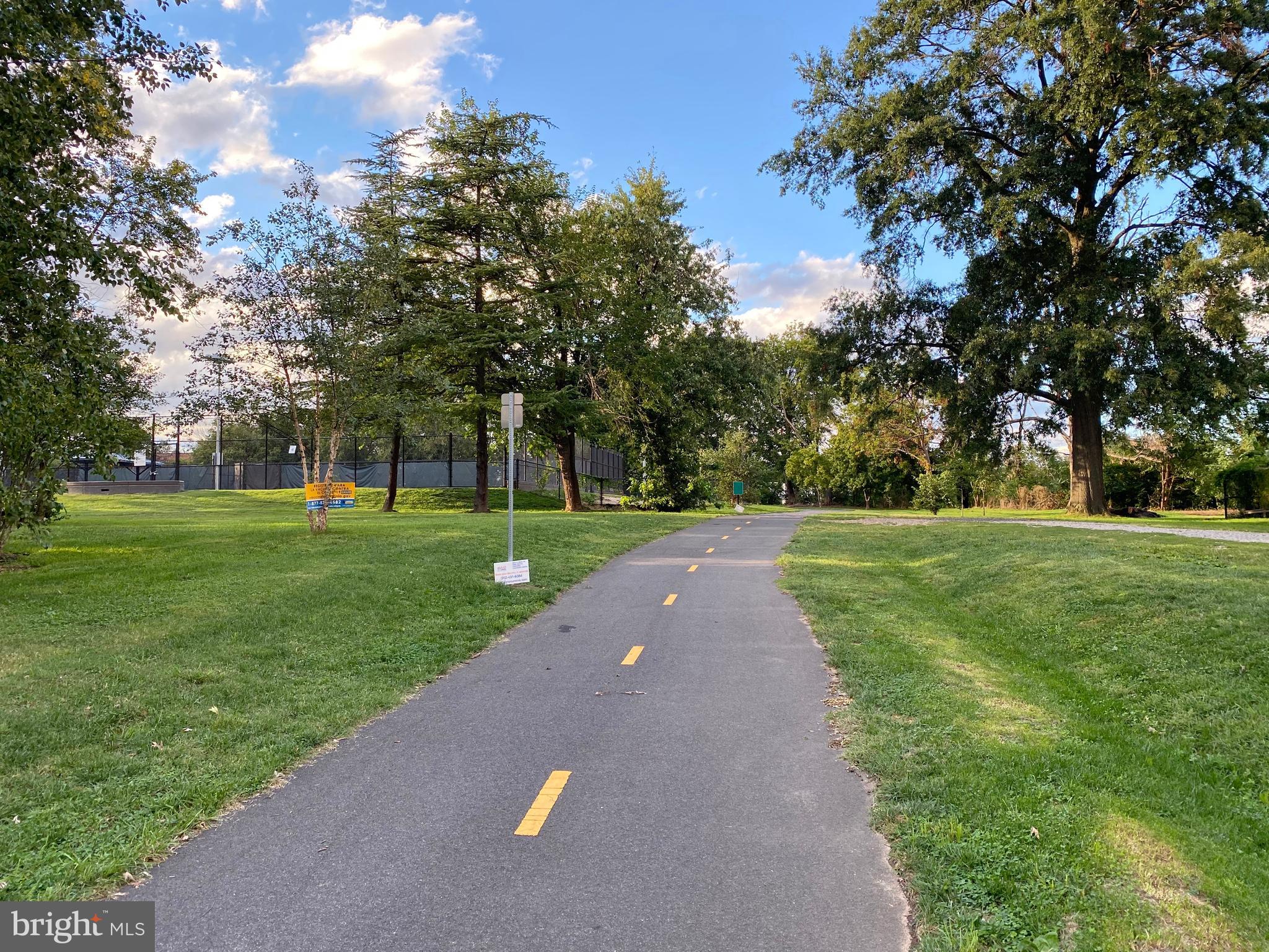 901 South Rolfe Street, Unit 2 Arlington, VA 22204 - Photo 33 of 33 Bike Trail