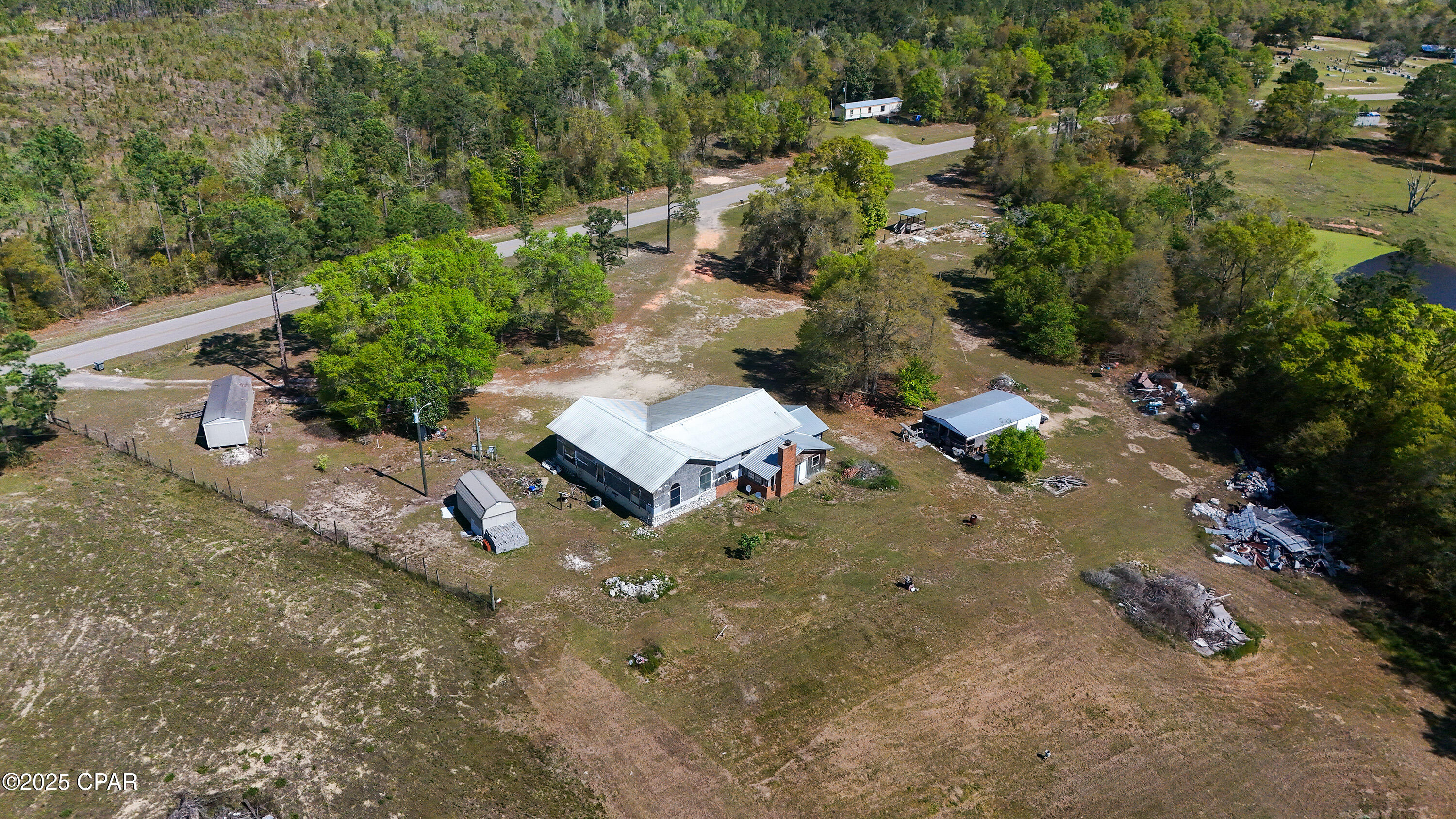 14709 Phillips Road Bristol, FL 32321 - Photo 13 of 40
