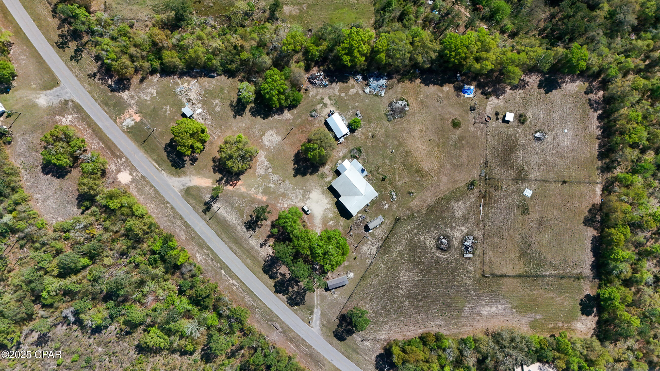 14709 Phillips Road Bristol, FL 32321 - Photo 3 of 40