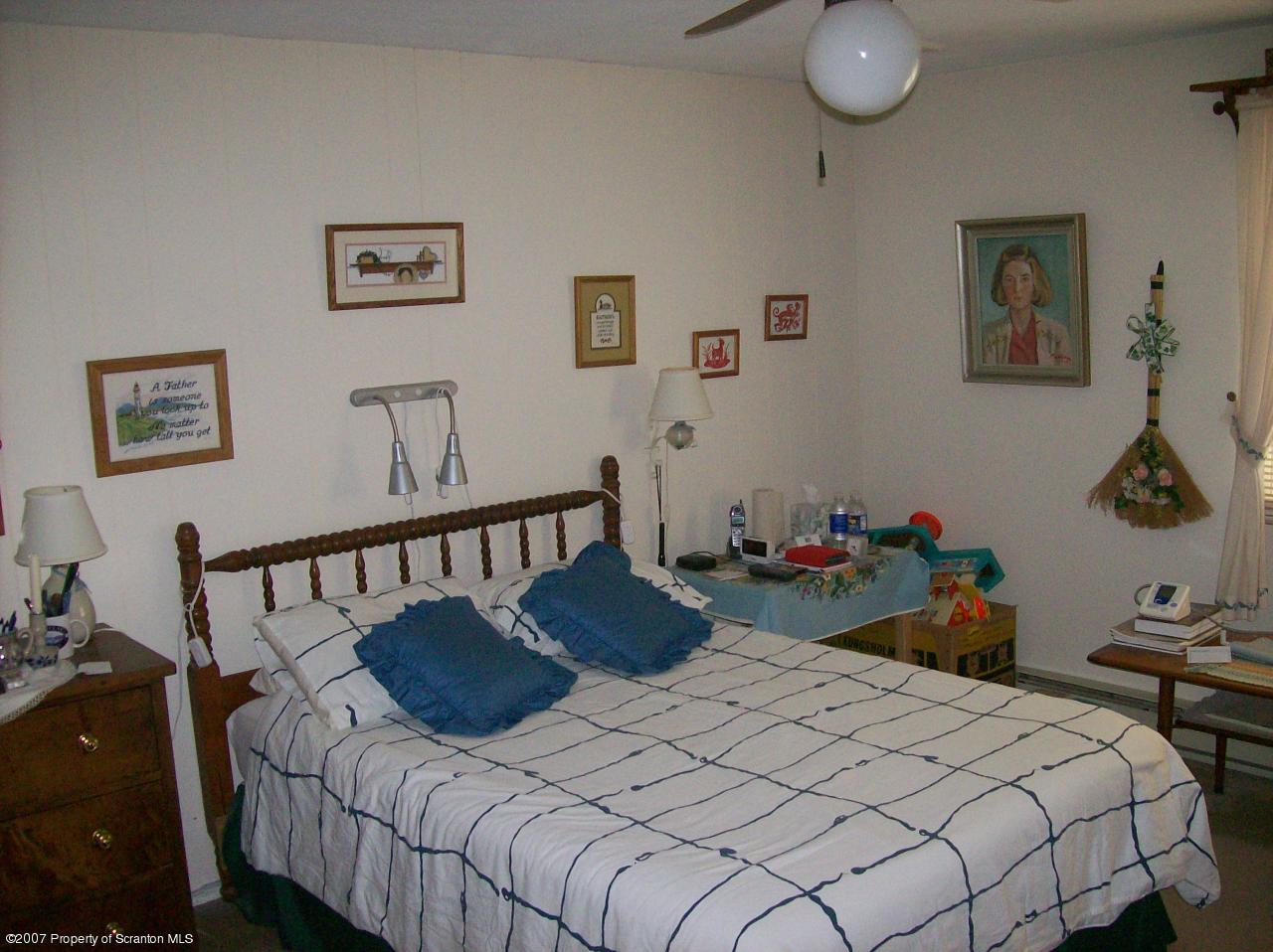511 Old Colony Road Clarks Summit, PA 18411 - Photo 7 of 12 Gallery Image 7