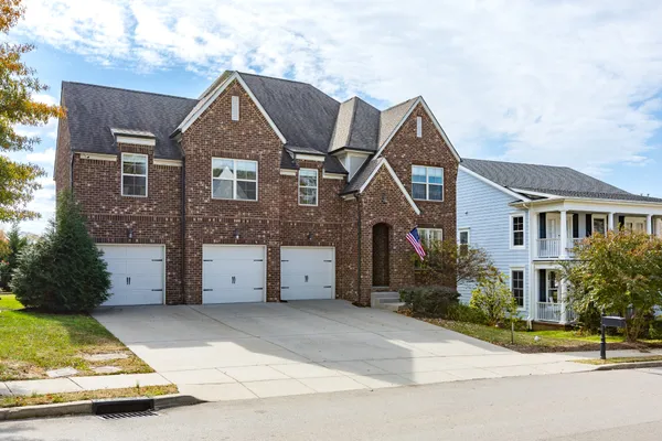 $5,000 | 2033 Callaway Park Place, Thompson's Station, TN 37179