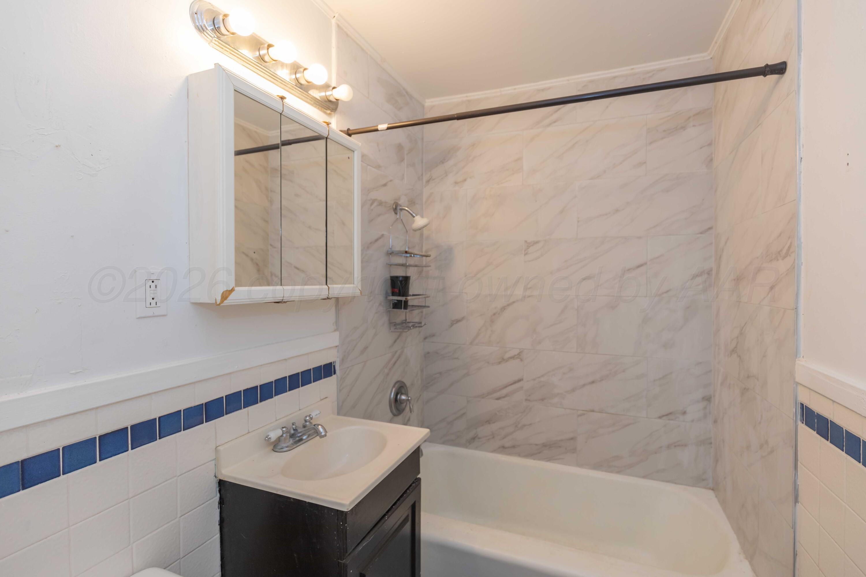 Undisclosed Address Amarillo, TX 79110 - Photo 20 of 26 BATHROOM VIEW 1