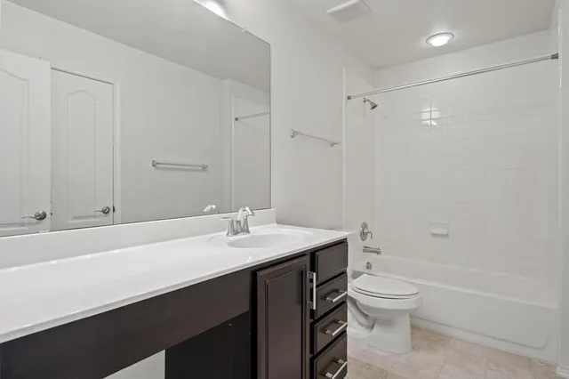 $2,150 | 12036 Pecangate Way, Manor, TX 78653