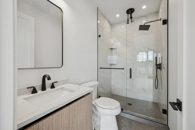 $1,075,000 | 1325 North Artesian Avenue, Unit PH, Chicago, IL 60622