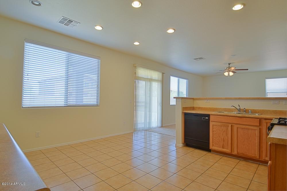7332 West Maldonado Road Laveen, AZ 85339 - Photo 5 of 25 eat in kitchen