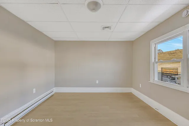 $795 | 1007 Washburn Street, Unit 2, Scranton, PA 18504