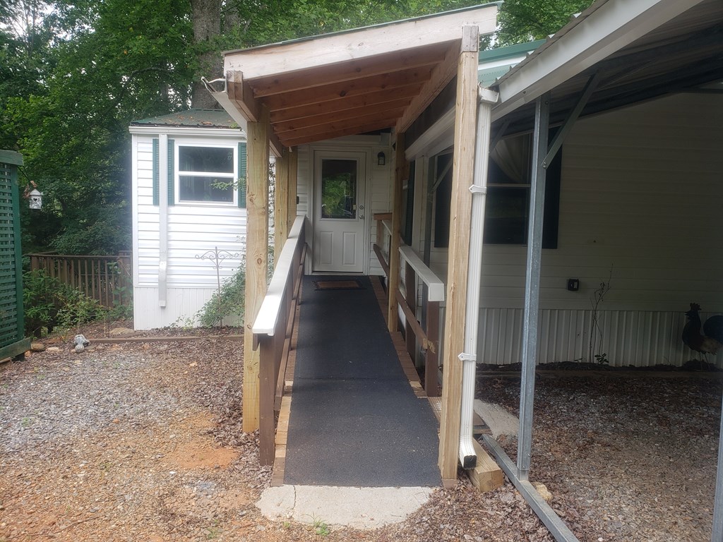 472 Barnard Road Hayesville, NC 28904 - Photo 5 of 12