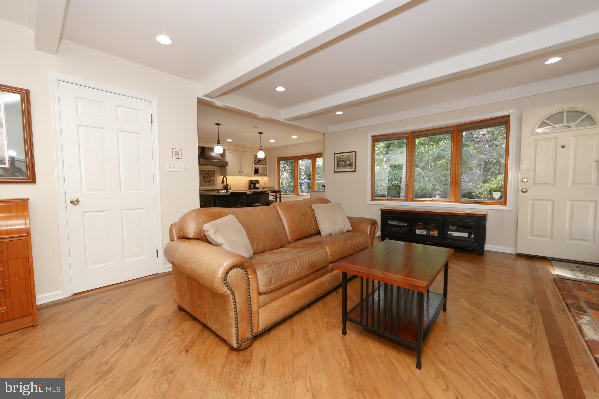 127 Partree Road Cherry Hill, NJ 08003 - Photo 17 of 43 Family room open to kitchen and foyer