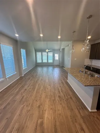 $2,800 | 206 Mercury Sky Road, Richmond, TX 77406