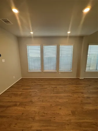 $2,800 | 206 Mercury Sky Road, Richmond, TX 77406