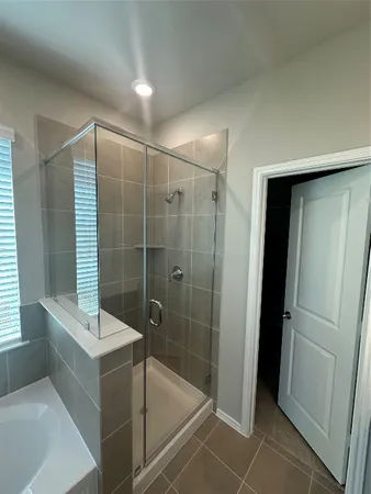 $2,800 | 206 Mercury Sky Road, Richmond, TX 77406