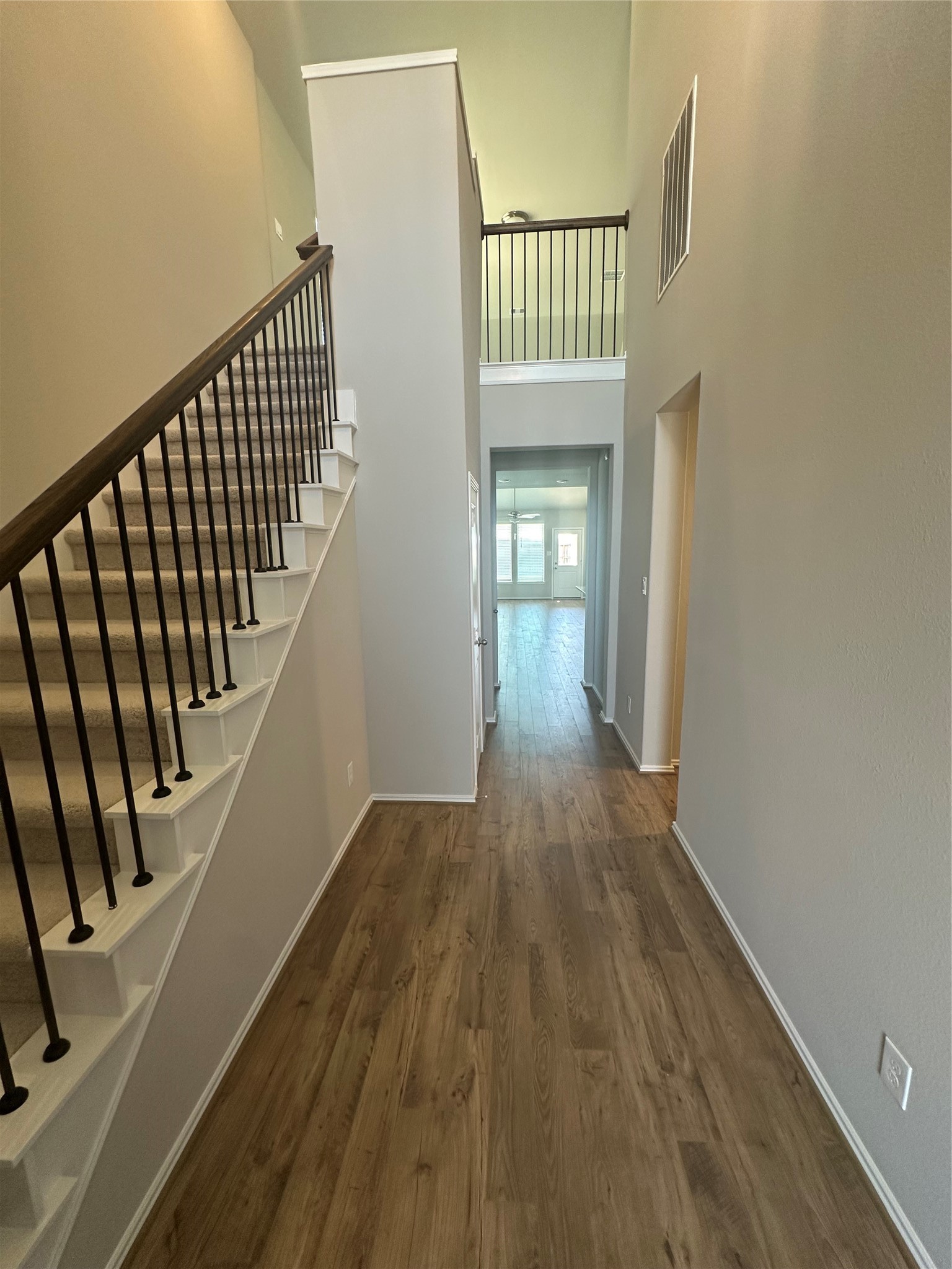 206 Mercury Sky Road Richmond, TX 77406 - Photo 7 of 50