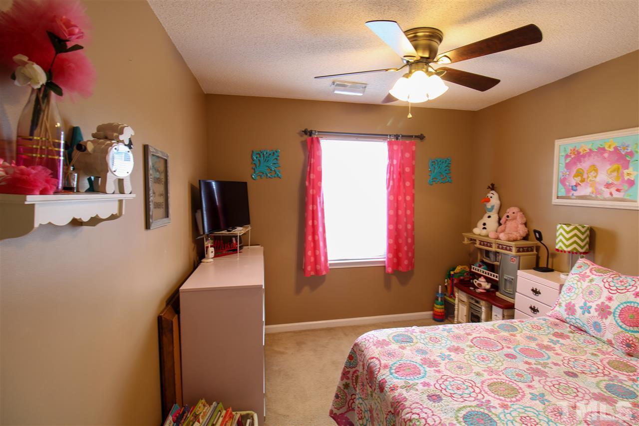 4411 Snowcrest Lane Raleigh, NC 27616 - Photo 15 of 30