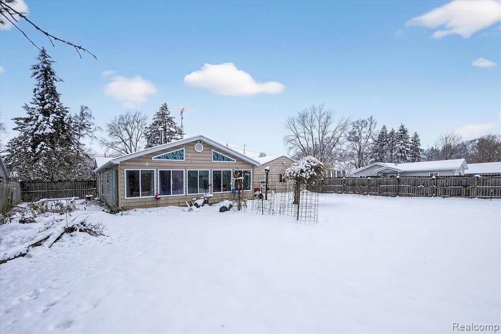 9102 North Genesee Road Mount Morris, MI 48458 - Photo 26 of 32 Gallery Image 26