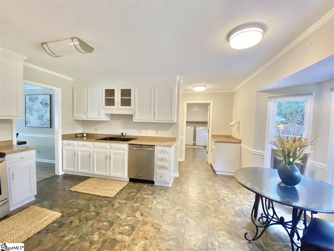 217 Hardwood Road Greenville, SC 29607 - Photo 8 of 25 Gallery Image 8