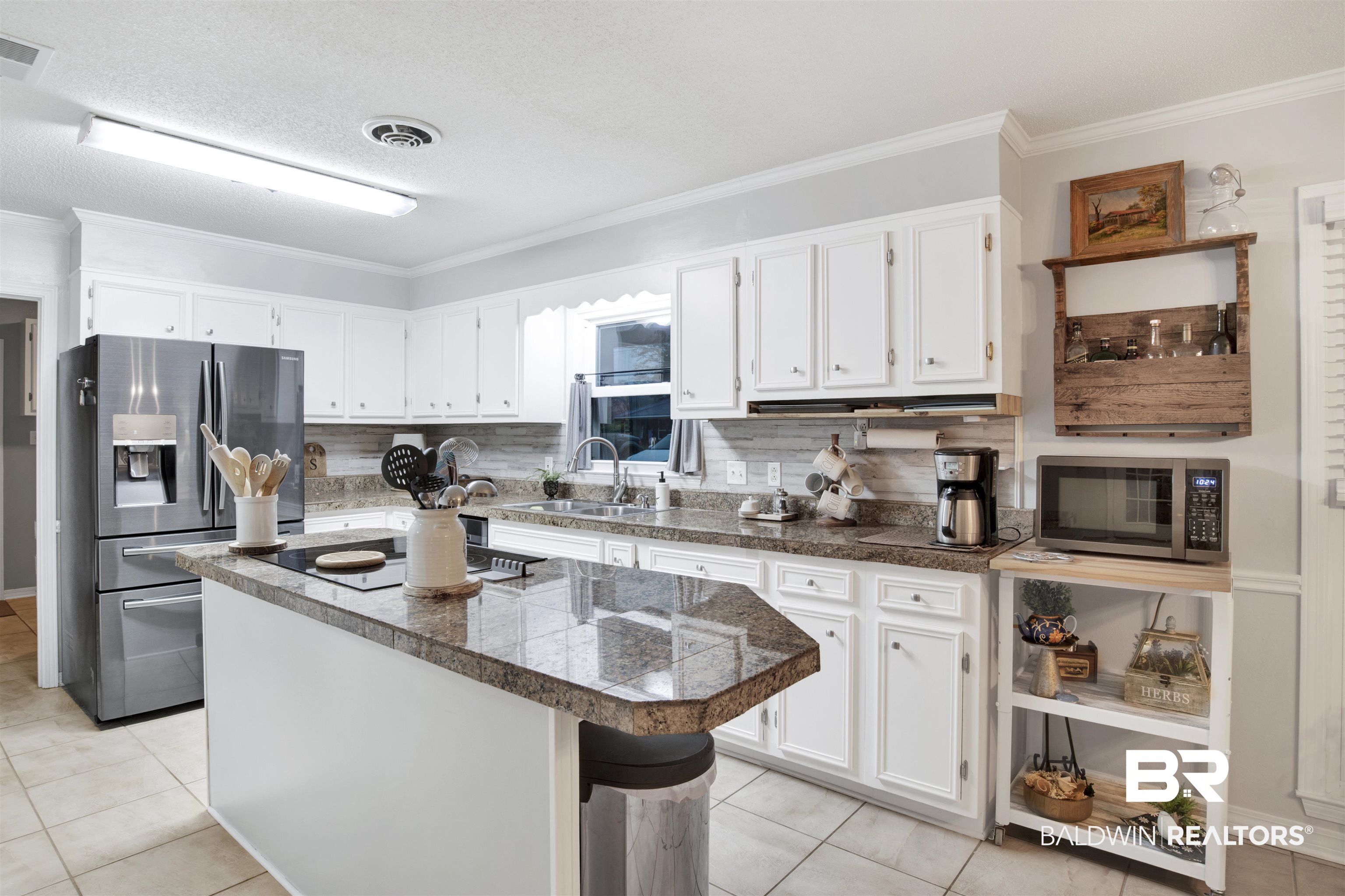 8461 Placid Drive Mobile, AL 36695 - Photo 10 of 47 Kitchen