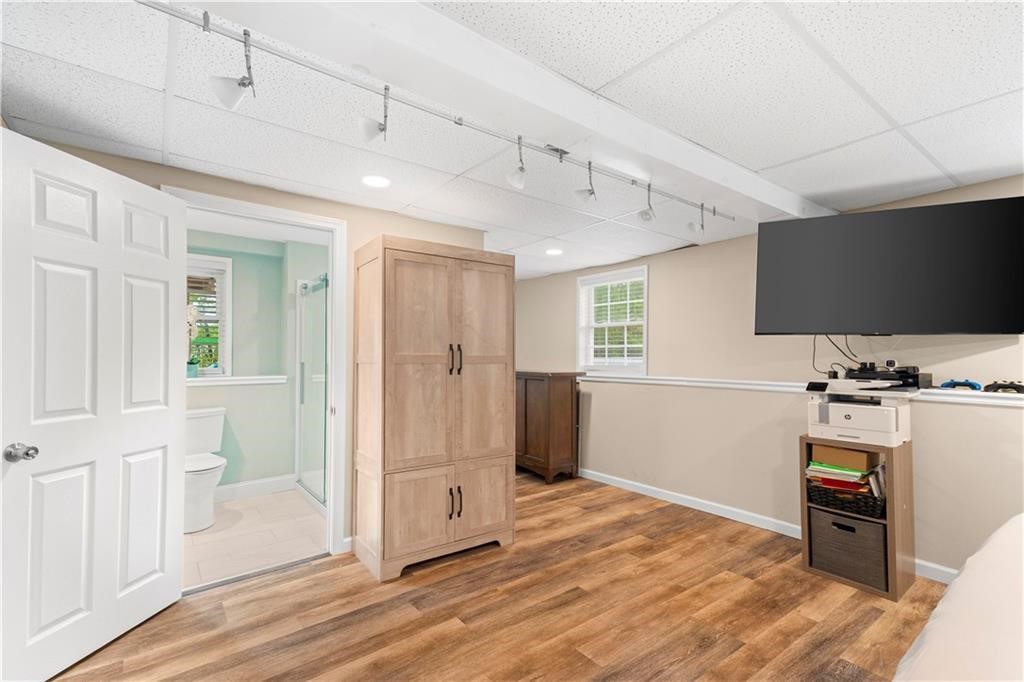 3605 Mendon Road Cumberland, RI 02864 - Photo 28 of 41