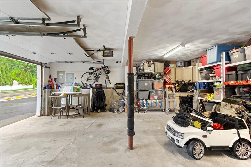 3605 Mendon Road Cumberland, RI 02864 - Photo 31 of 41