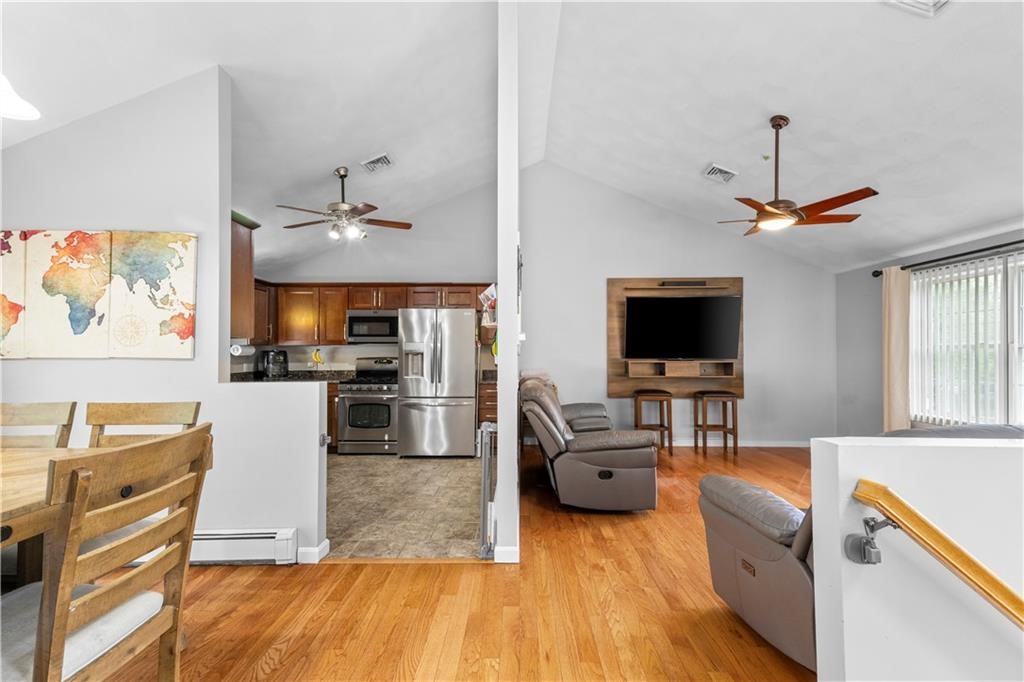 3605 Mendon Road Cumberland, RI 02864 - Photo 6 of 41