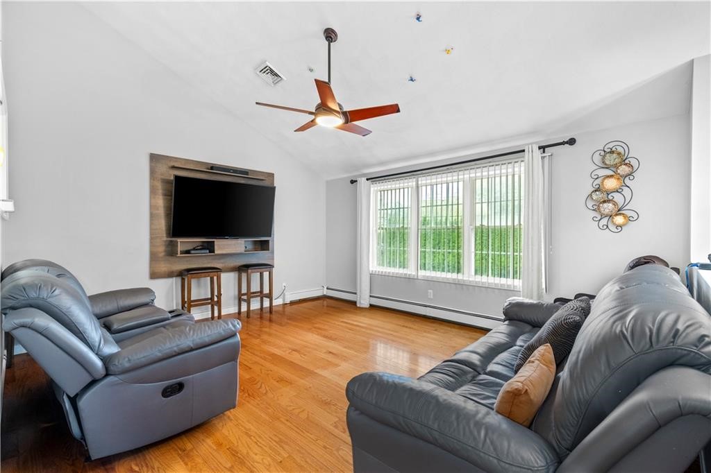 3605 Mendon Road Cumberland, RI 02864 - Photo 8 of 41