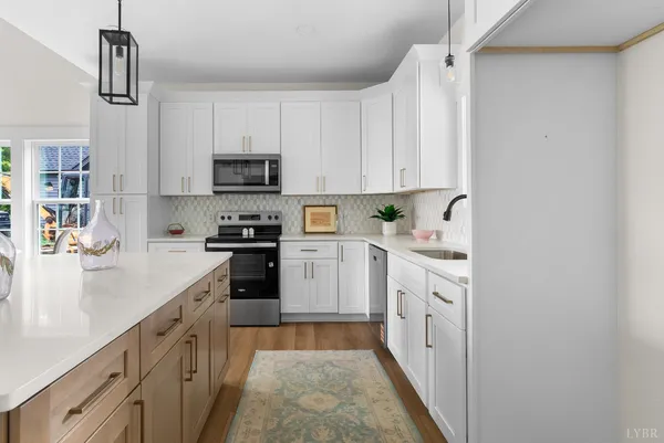 $479,900 | 39 Bremble Drive, Moneta, VA 24121